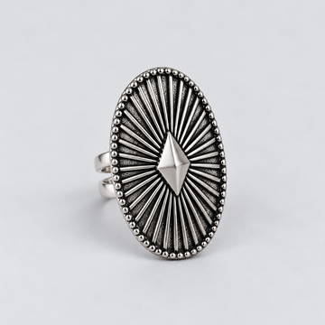 Shield Star Ring