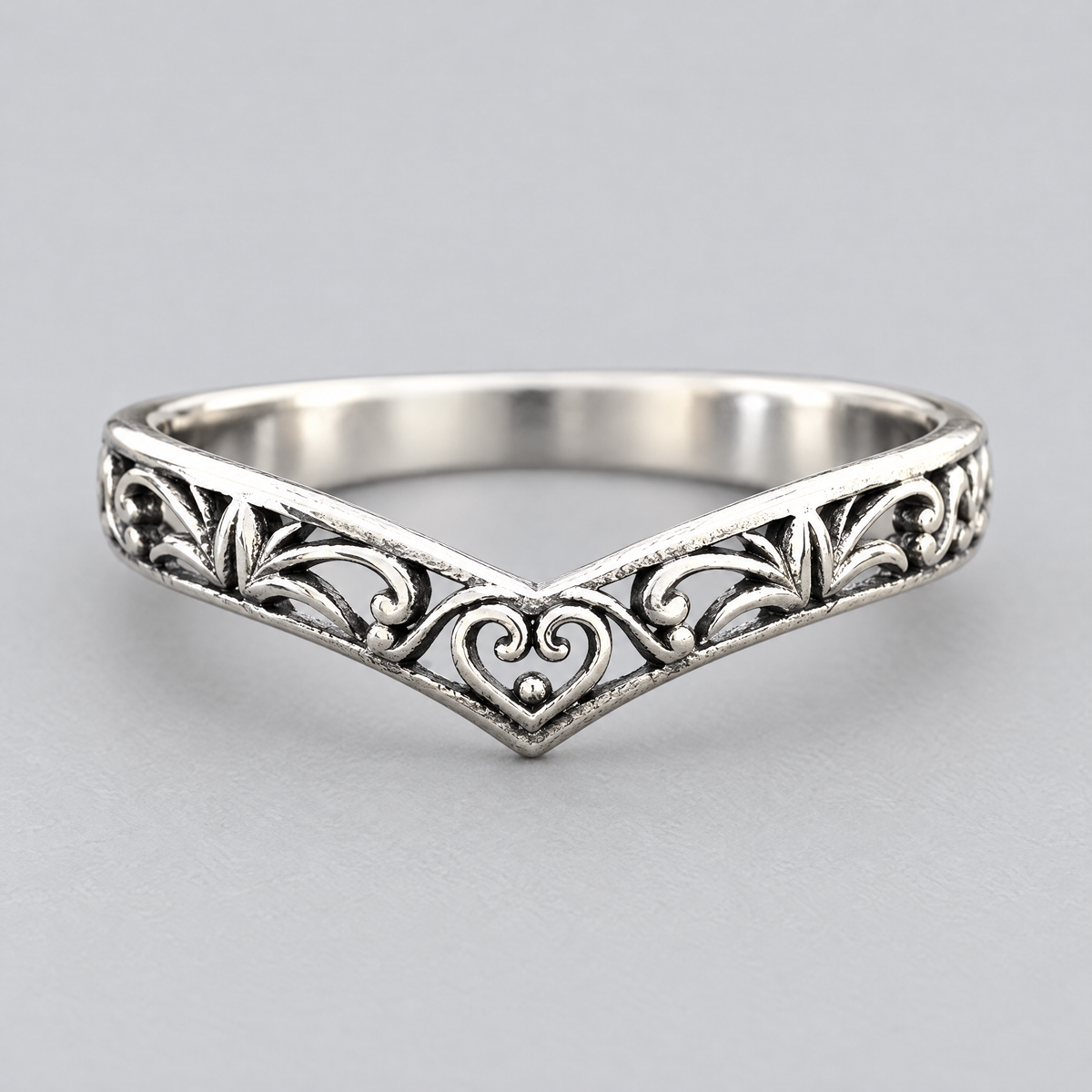 Cowgirl Wishbone Ring studio shot