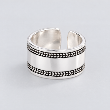 Open Range Ring studio shot